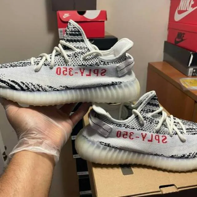 Adidas mens yeezy 350 boost v2 