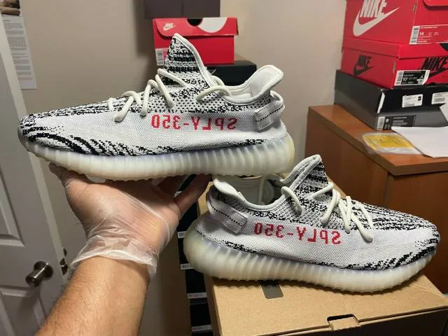 Adidas mens yeezy 350 boost v2 