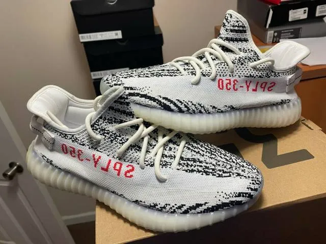 Adidas mens yeezy 350 boost v2 