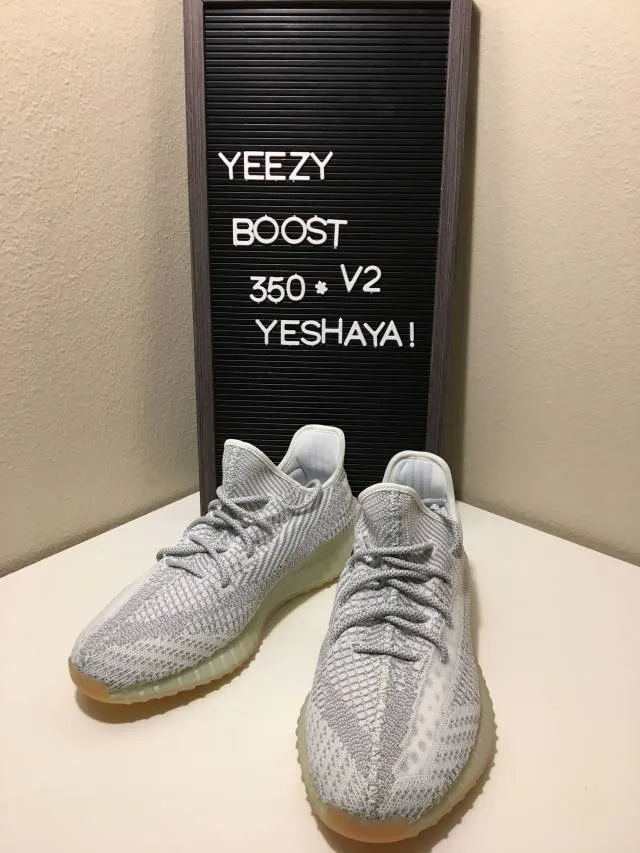 Adidas yeezy boost 350 v2 yeshaya non reflective