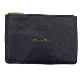 Clutch By Clothes Mentor  Size: Medium