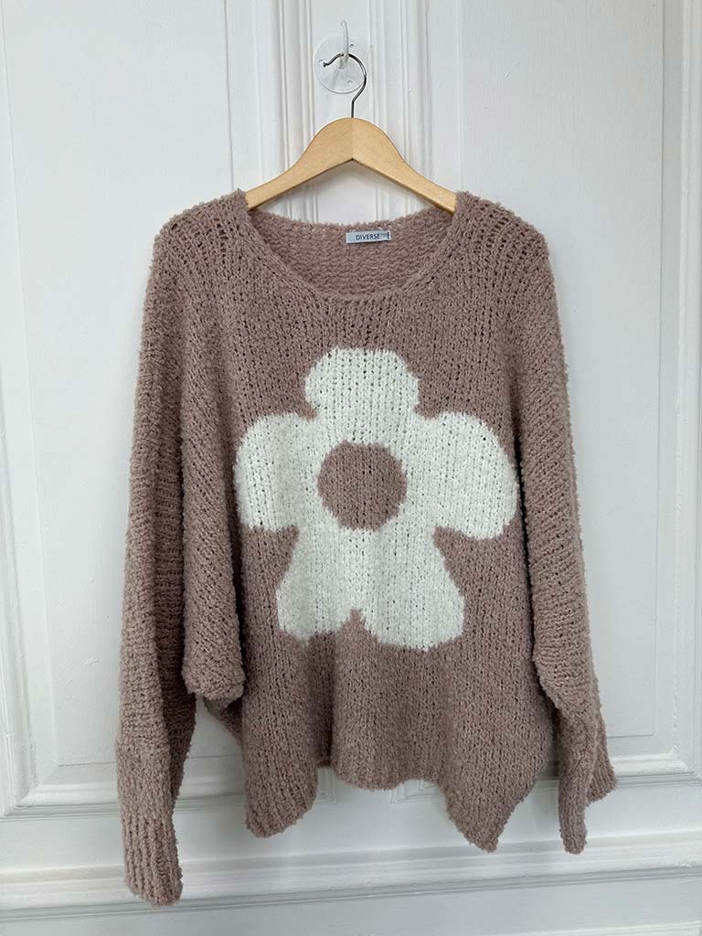 Daisy Boucle Knit - Dusky Pink