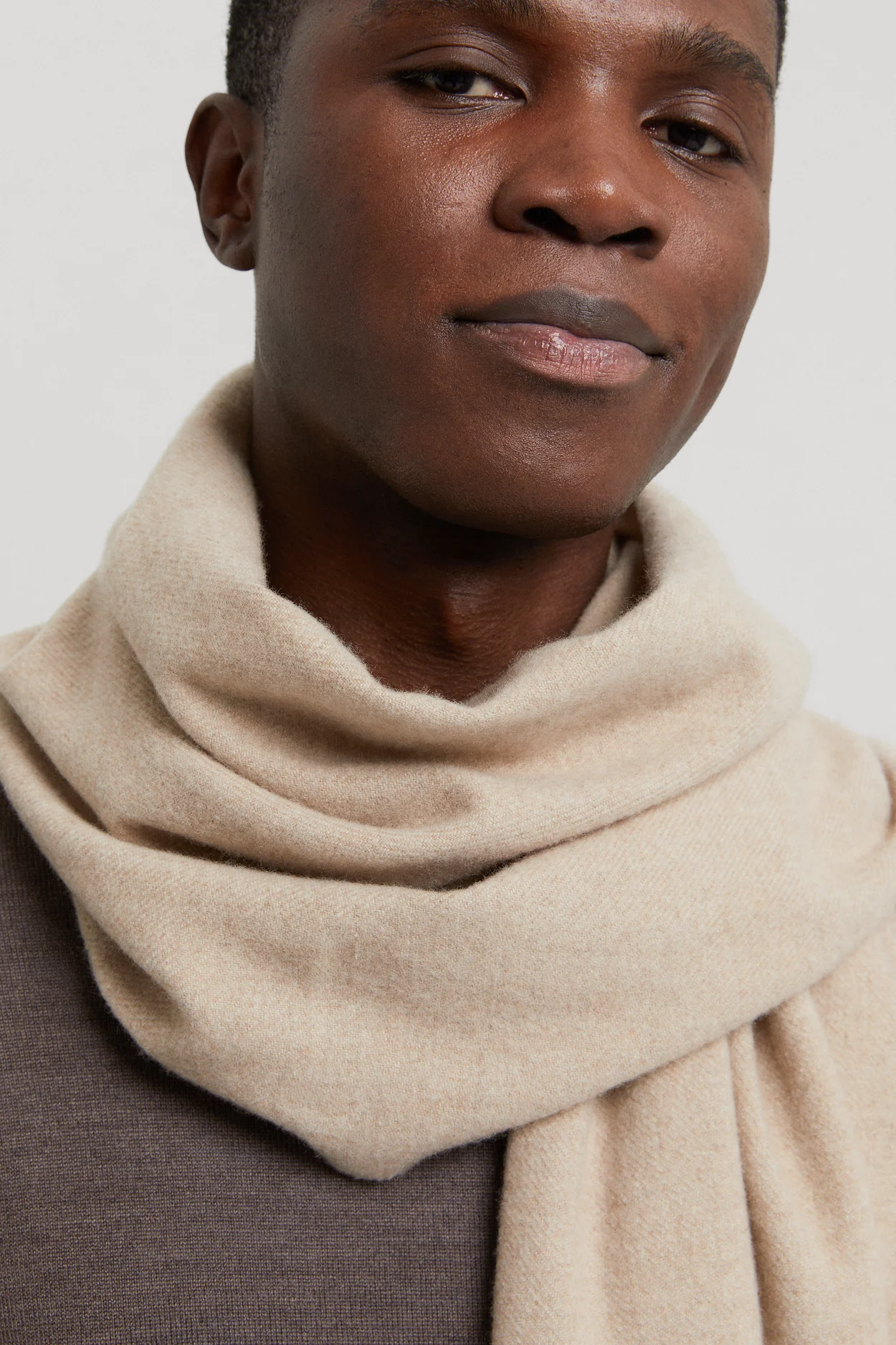 The Oversized Cashmere Wool Scarf